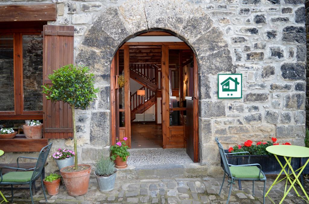 Hostal Casa Tetxe Roncal Exterior foto